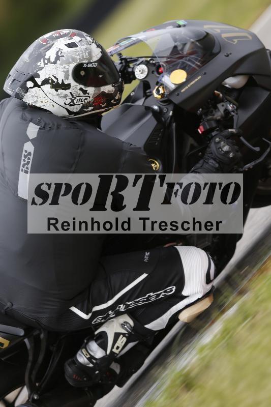 /13 22.04.2024 Plüss Moto Sport ADR/Freies Fahren/17